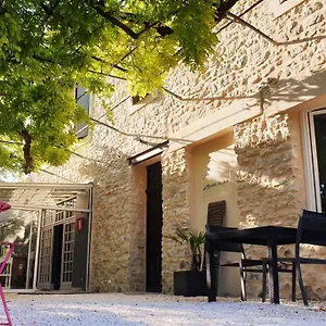Bed and breakfast La Bastide Des Arts, Saumane-de-Vaucluse