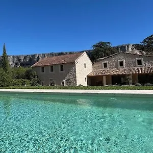 Aux Cedres - Teritoria Lioux